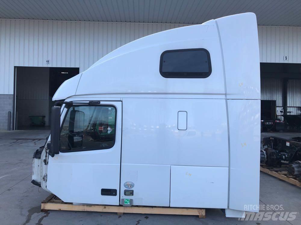 Volvo VNL 캐빈 및 인테리어