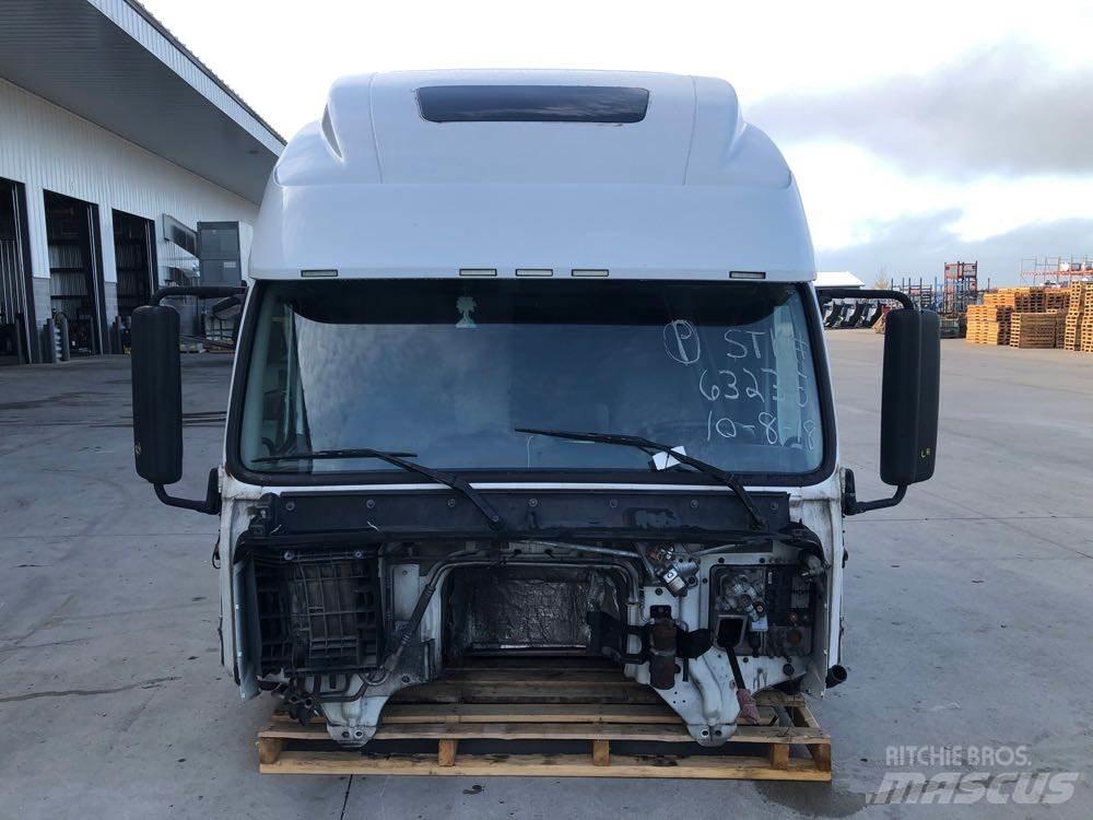 Volvo VNL 캐빈 및 인테리어