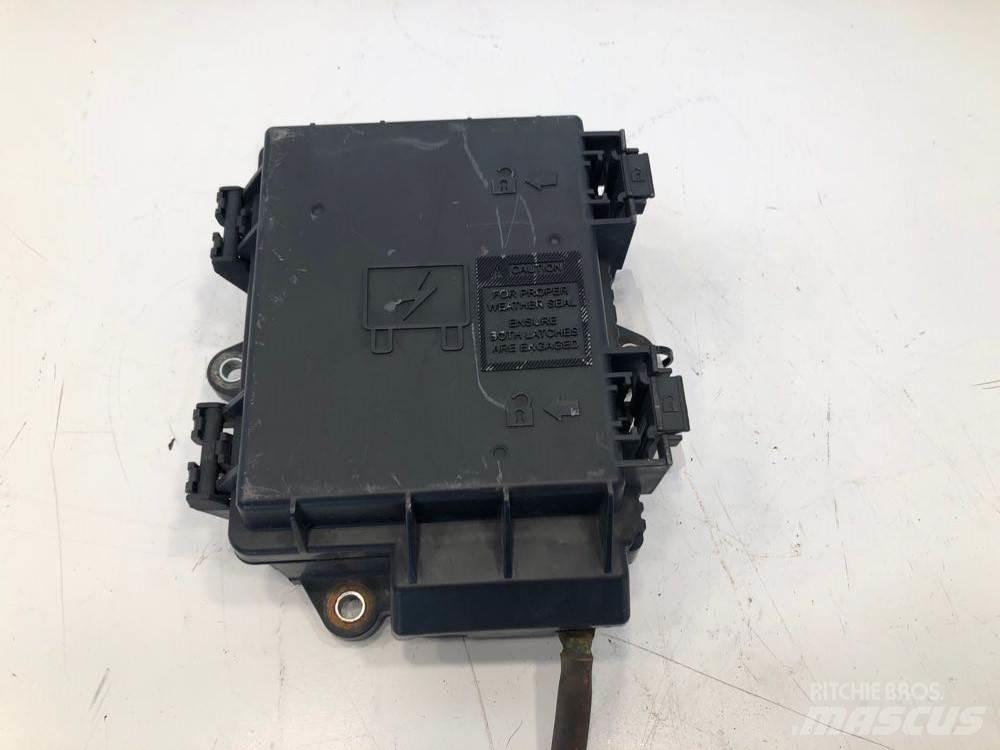 Volvo VNL 일렉트로닉스