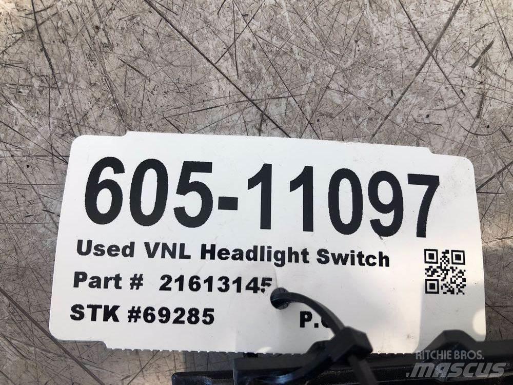 Volvo VNL 일렉트로닉스