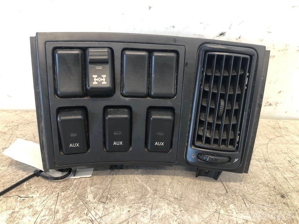 Volvo VNL 일렉트로닉스