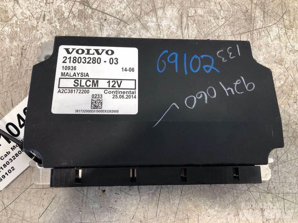 Volvo VNL 캐빈 및 인테리어