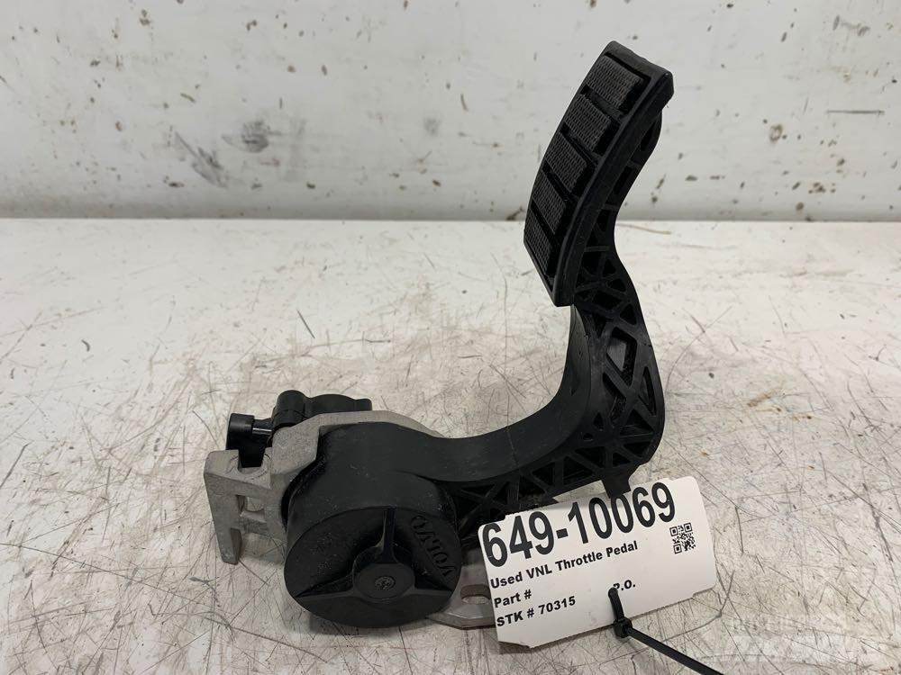Volvo VNL 운송 장비 - 기타