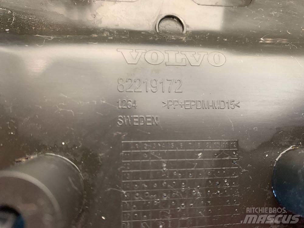 Volvo VNL 운송 장비 - 기타