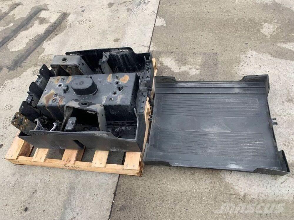 Volvo VNL 운송 장비 - 기타