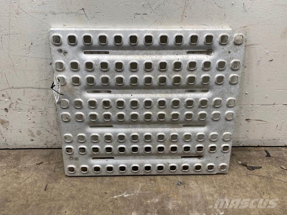 Volvo VNL 운송 장비 - 기타