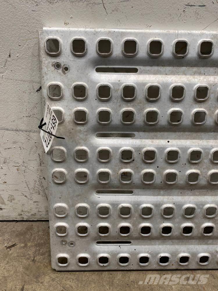 Volvo VNL 운송 장비 - 기타