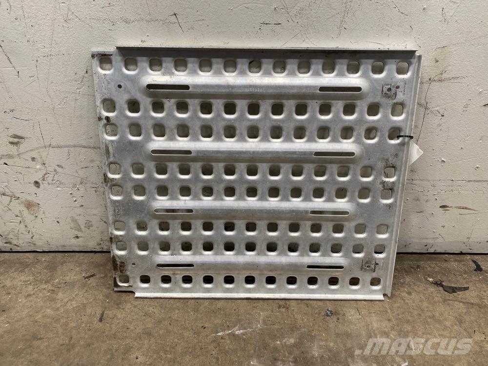 Volvo VNL 운송 장비 - 기타