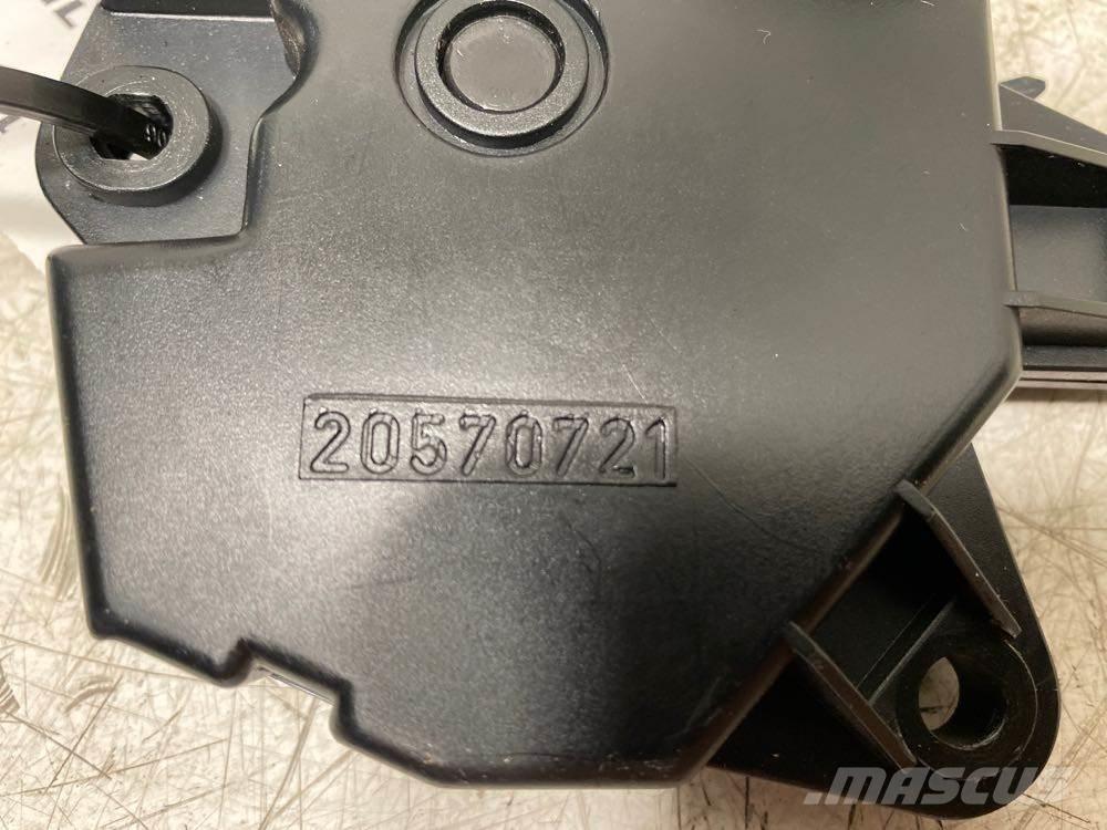 Volvo VNL 운송 장비 - 기타