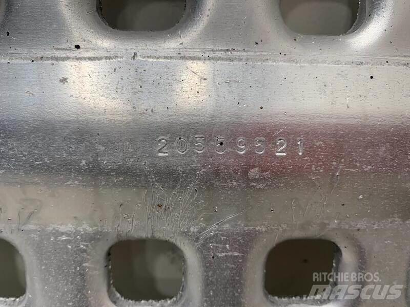 Volvo VNL 운송 장비 - 기타
