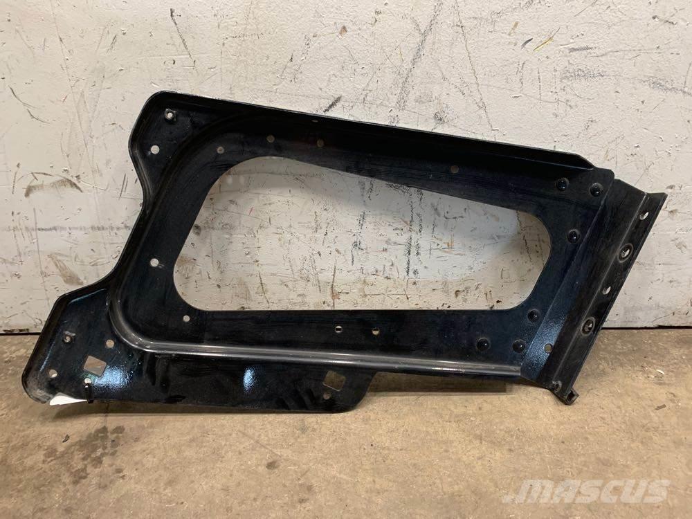 Volvo VNL 운송 장비 - 기타