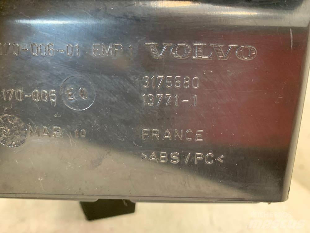Volvo VNL 일렉트로닉스