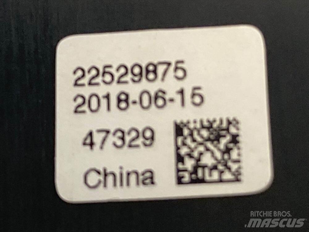 Volvo VNL 일렉트로닉스