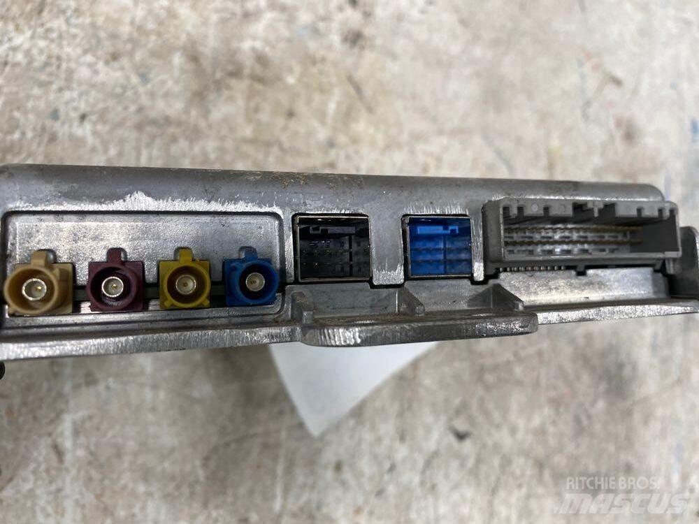 Volvo VNL 캐빈 및 인테리어