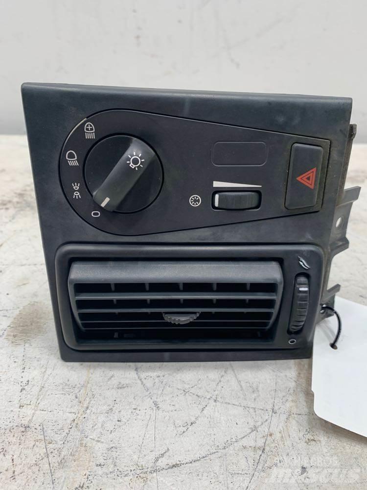 Volvo VNL 일렉트로닉스