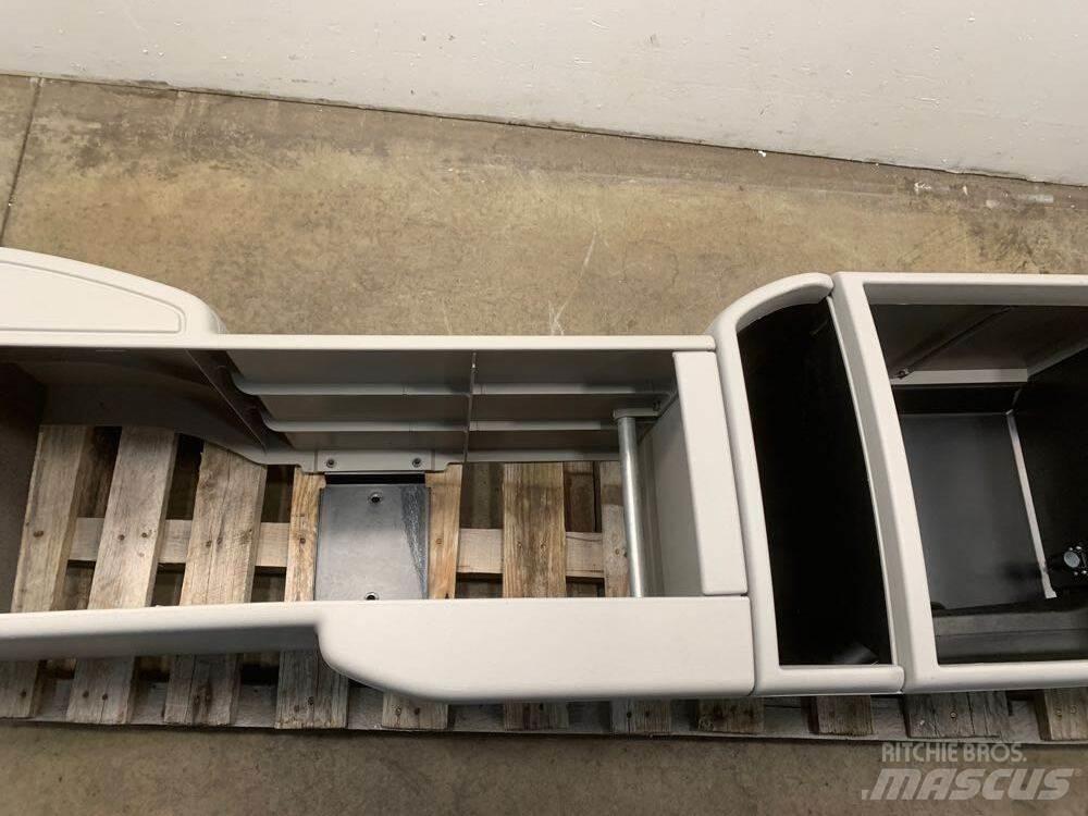 Volvo VNL 캐빈 및 인테리어