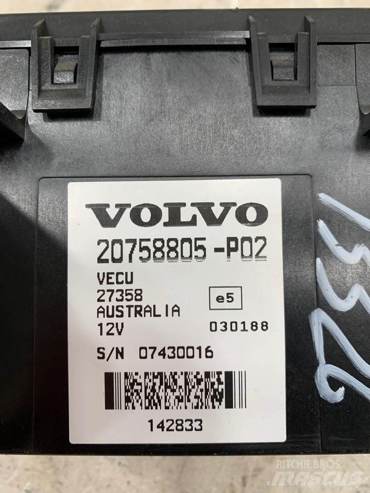 Volvo VNL 캐빈 및 인테리어