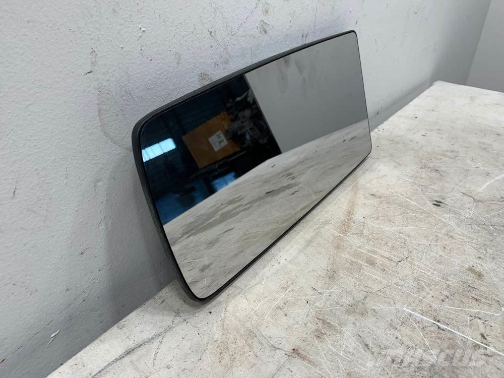 Volvo VNL 운송 장비 - 기타