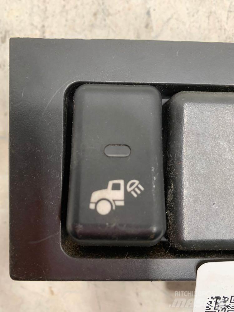 Volvo VNL 일렉트로닉스