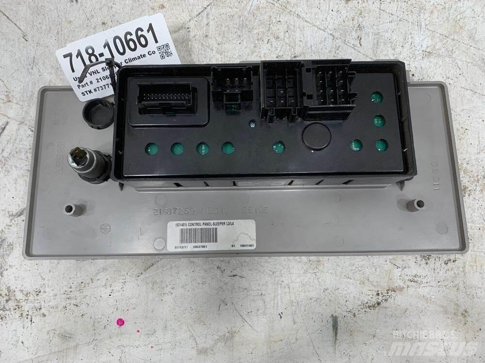 Volvo VNL 일렉트로닉스