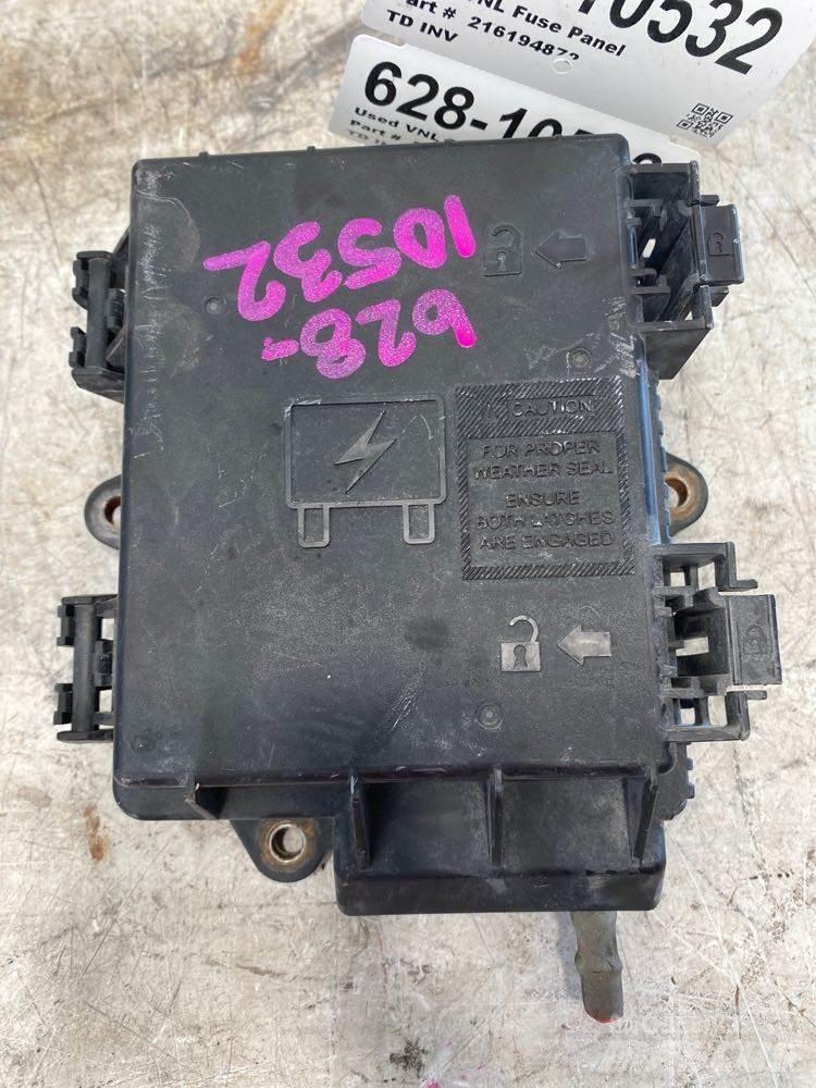 Volvo VNL 일렉트로닉스