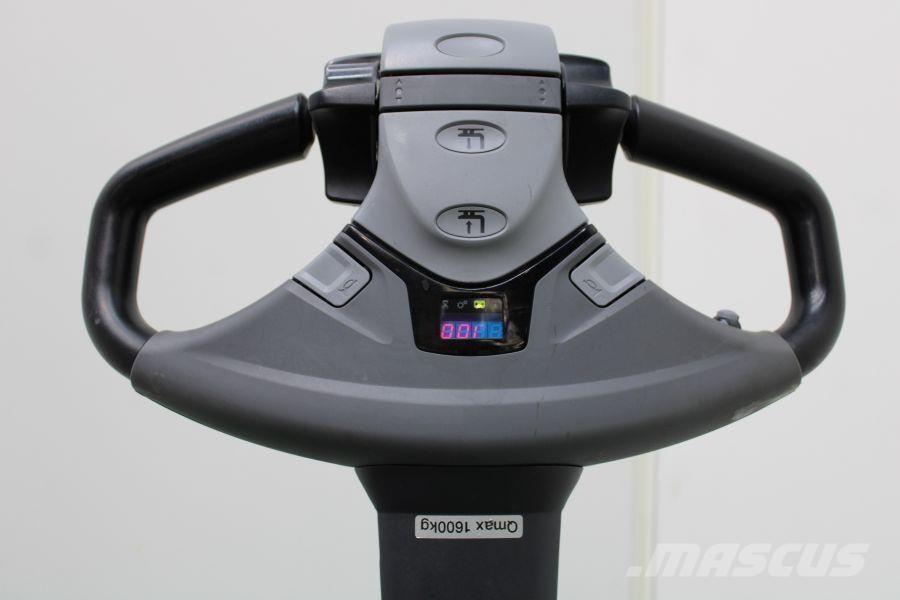 Cesab P 216 경량 리프터