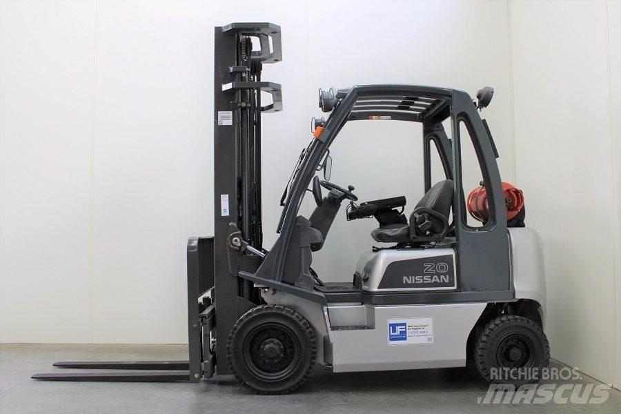 Nissan U1D2A20LQ LPG 지게차
