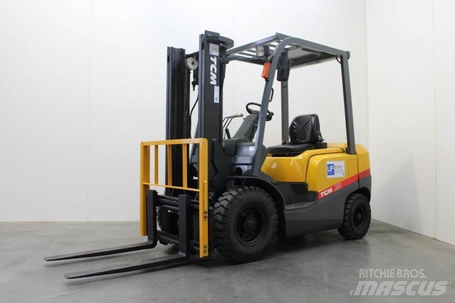TCM FD 25 T 3 디젤 지게차