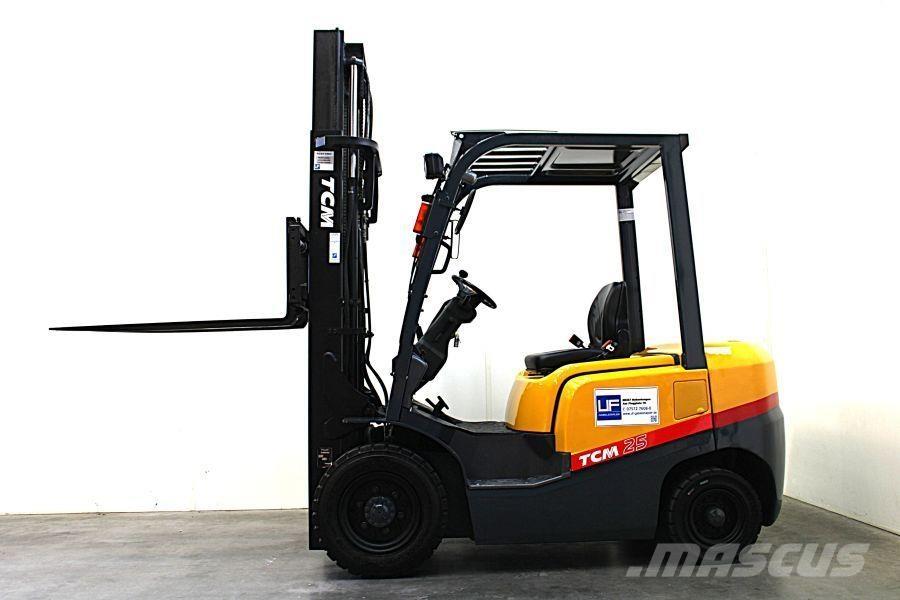 TCM FD 25 T 3 디젤 지게차