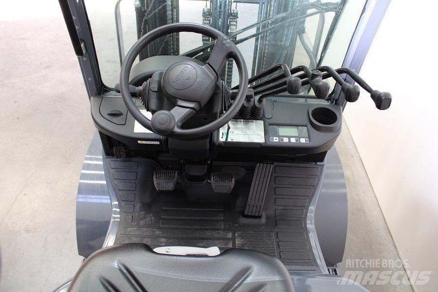 Toyota 02-8FGF25 LPG 지게차
