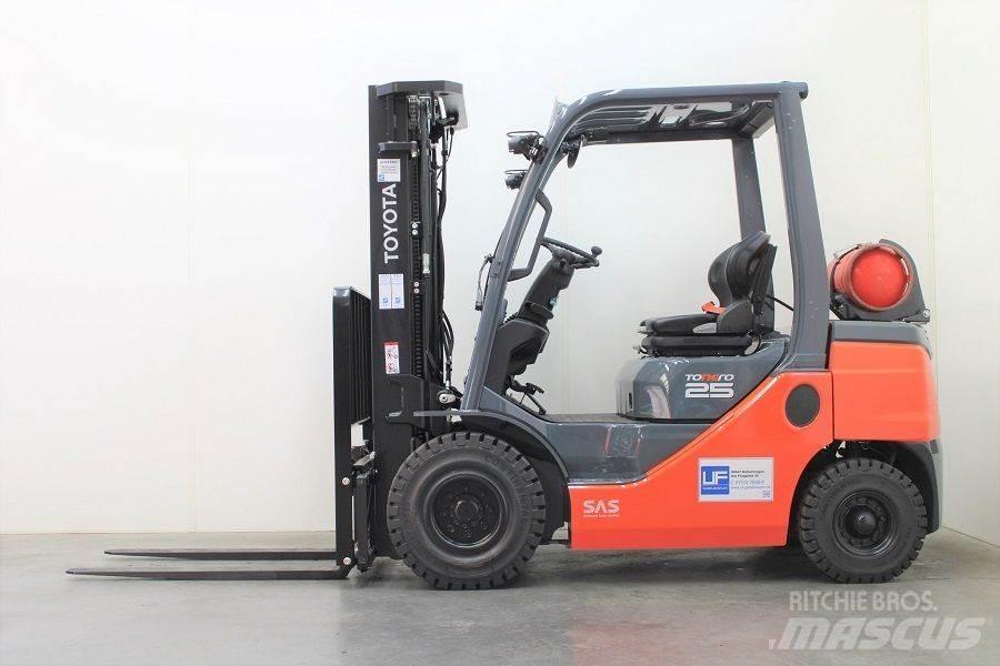 Toyota 02-8FGF25 LPG 지게차