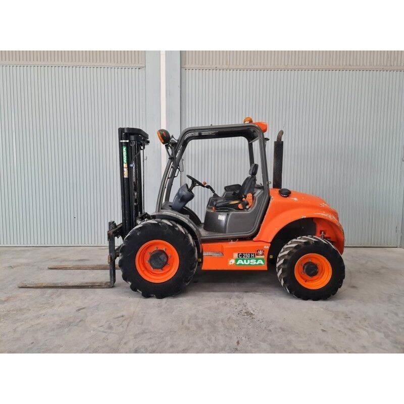 Ausa C250H 험지용 트럭