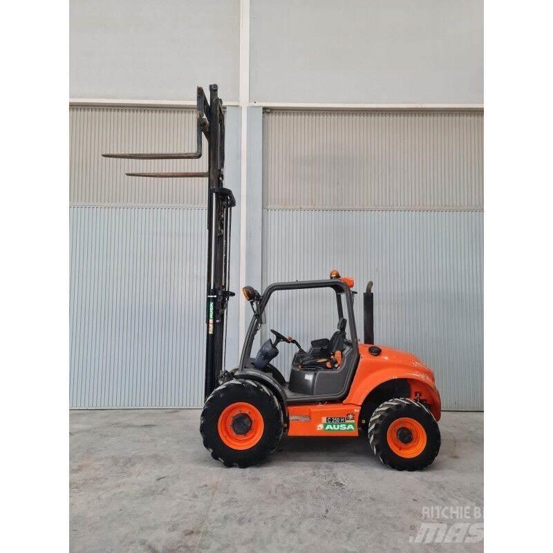 Ausa C250H 험지용 트럭