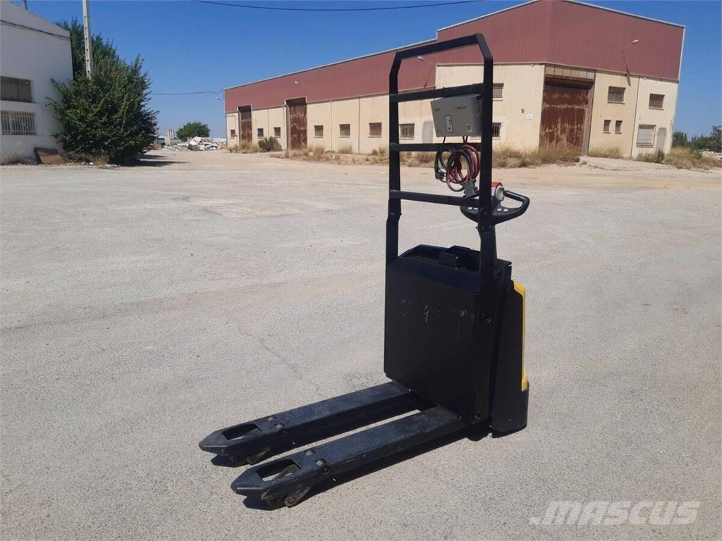 Hyster P1.6 자재 장비 - 기타