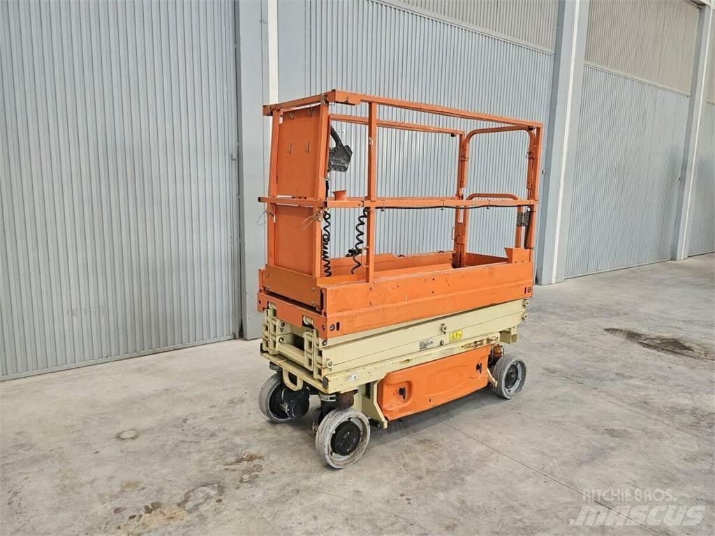 JLG 1930 ES 가위형 리프트
