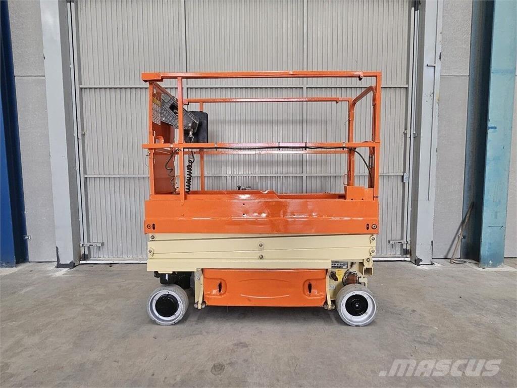JLG 1930 ES 가위형 리프트