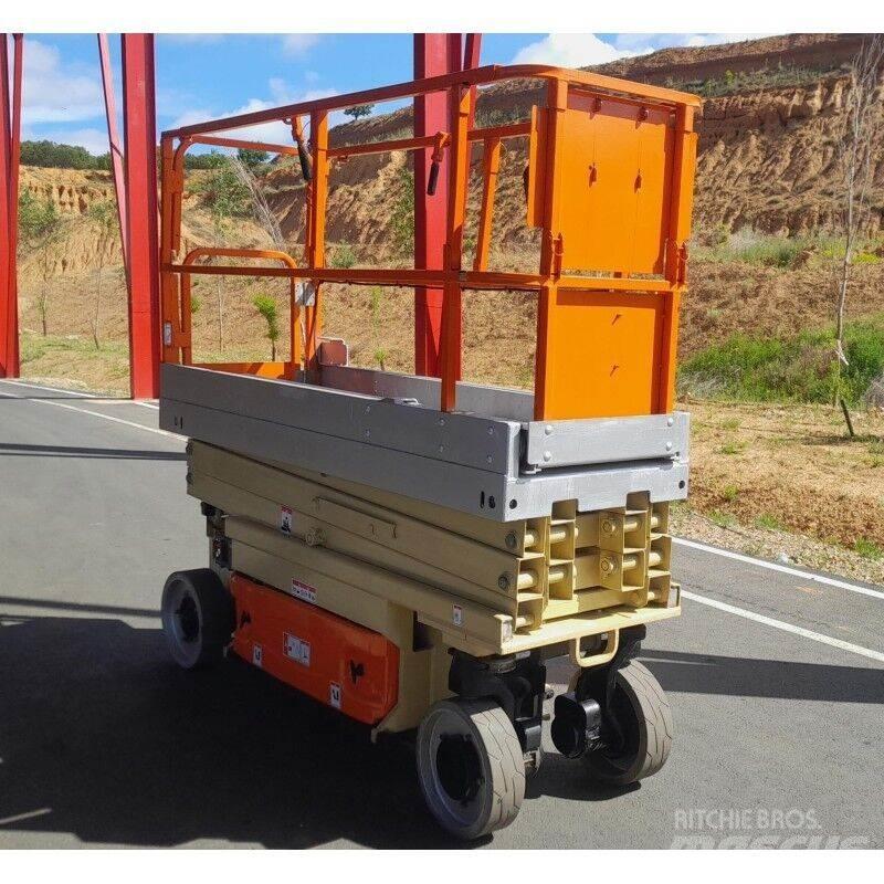 JLG 2030 ES 가위형 리프트