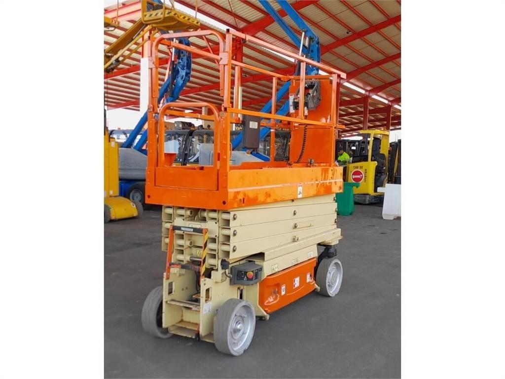 JLG 2632ES 가위형 리프트
