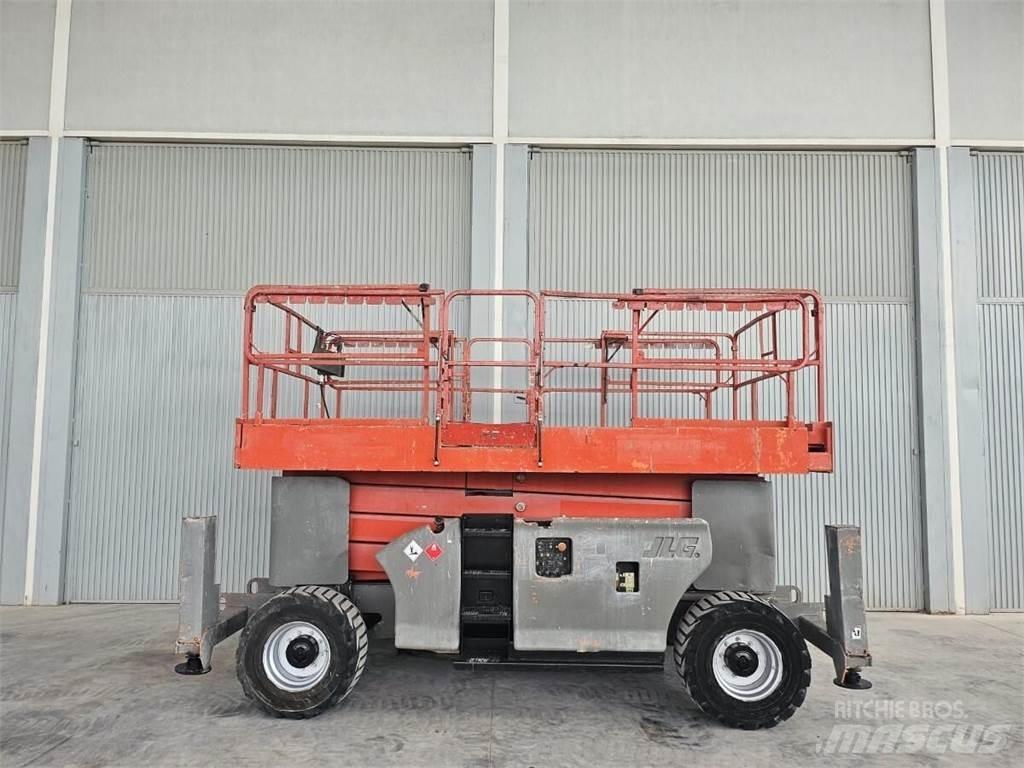 JLG 4394RT 가위형 리프트