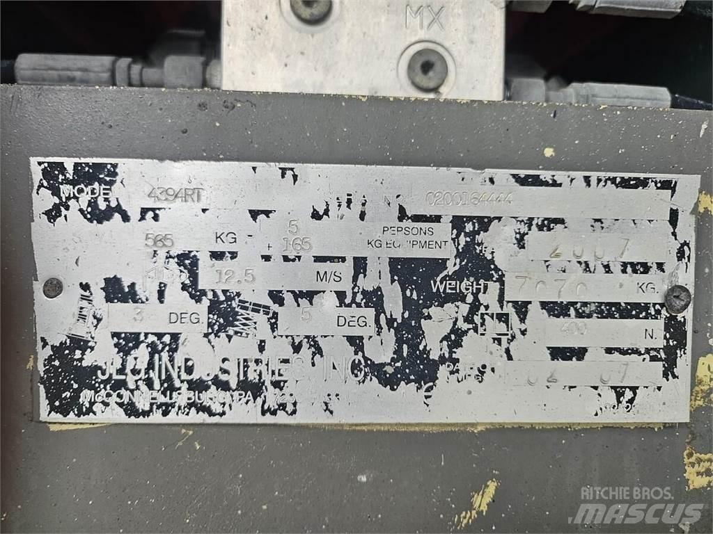 JLG 4394RT 가위형 리프트