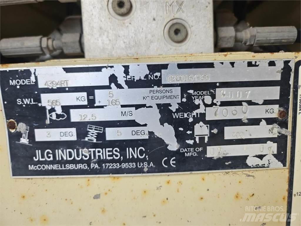 JLG 4394RT 가위형 리프트