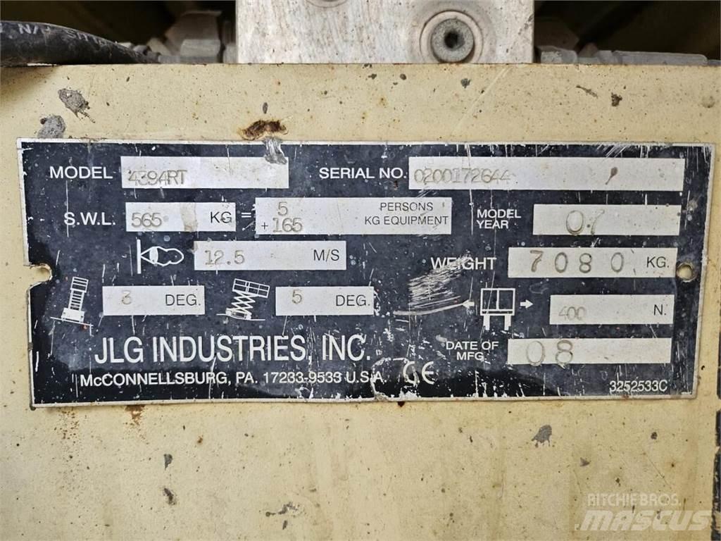 JLG 4394RT 가위형 리프트
