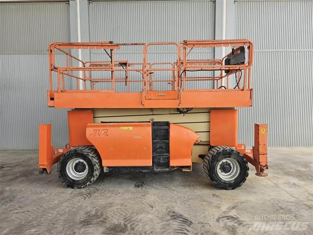 JLG 4394RT 가위형 리프트