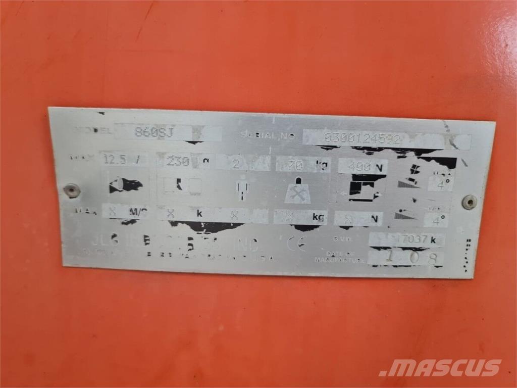 JLG 860SJ 견인식 전동이동 리프트