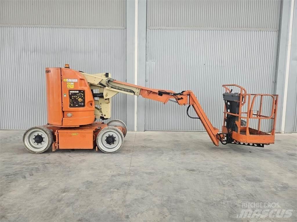 JLG E300AJP 관절형 전동이동 리프트