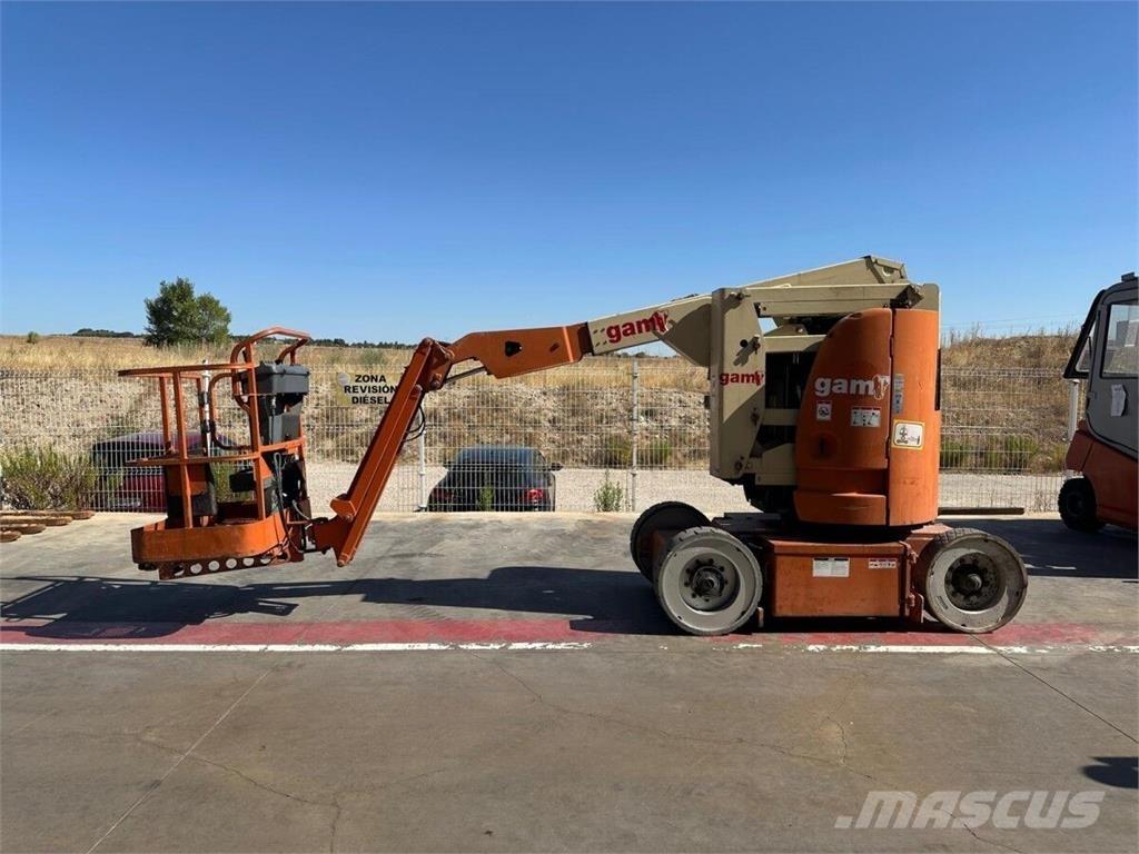 JLG E300AJP 관절형 전동이동 리프트