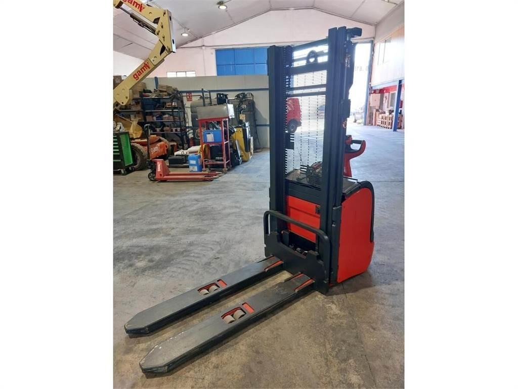 Linde L16 핸드 파레트 스태커