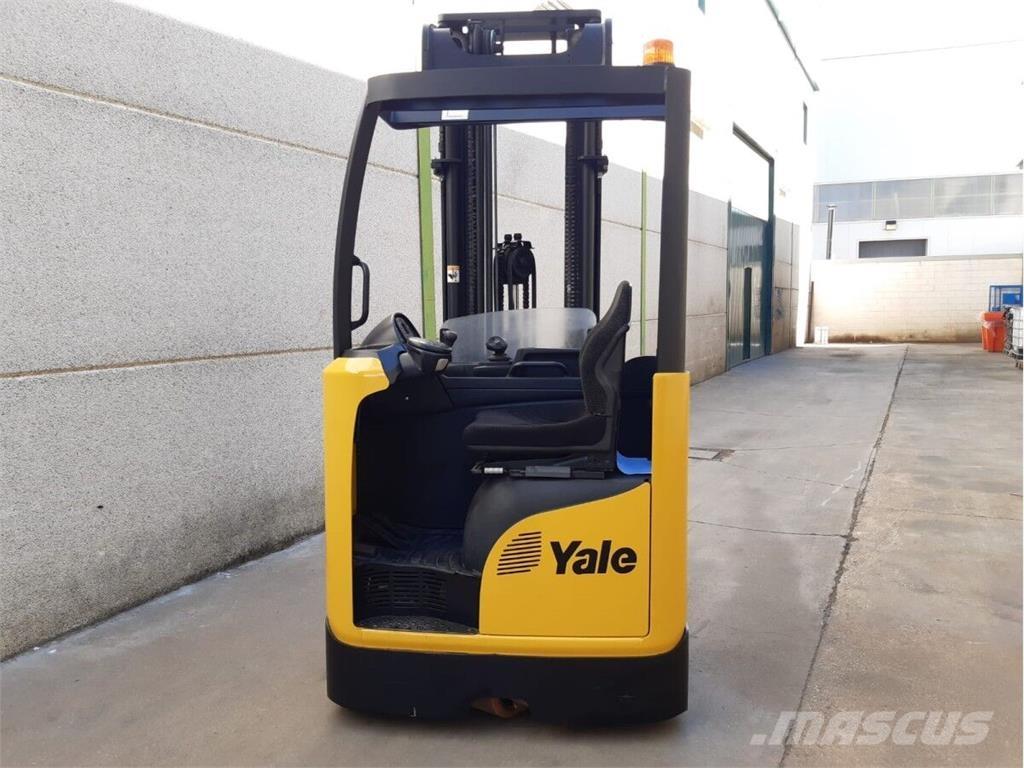 Yale MR14 리치 트럭