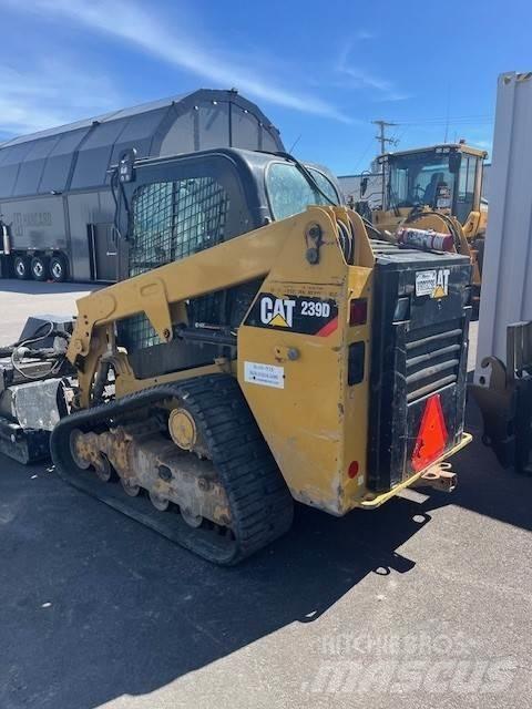 CAT 239D 트랙터 유닛