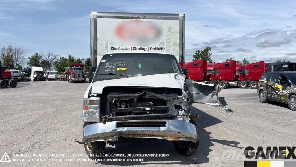 Ford E-450 트랙터 유닛